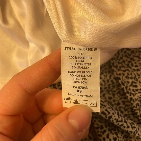 ***LAST CALL SIENNA SKY Leopard Maxi dress - Picture 3 of 6